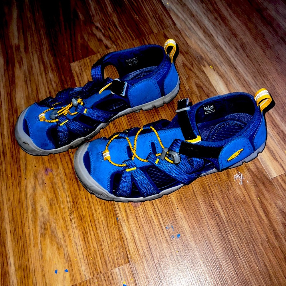 Boys Keen Shoes